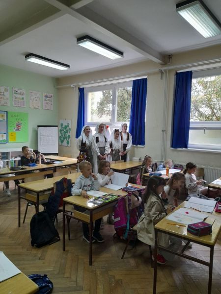 IMG-9cb8eea152ecbd02bf0e0b1ad8e7d078-V.jpg